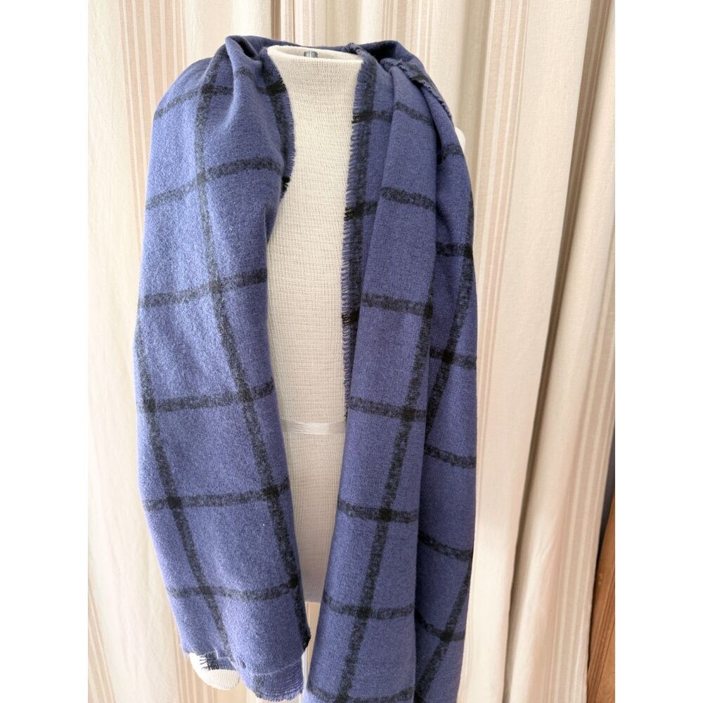 Old Navy Blue Black Plaid Blanket Scarf Oversized 24x72 NWOT